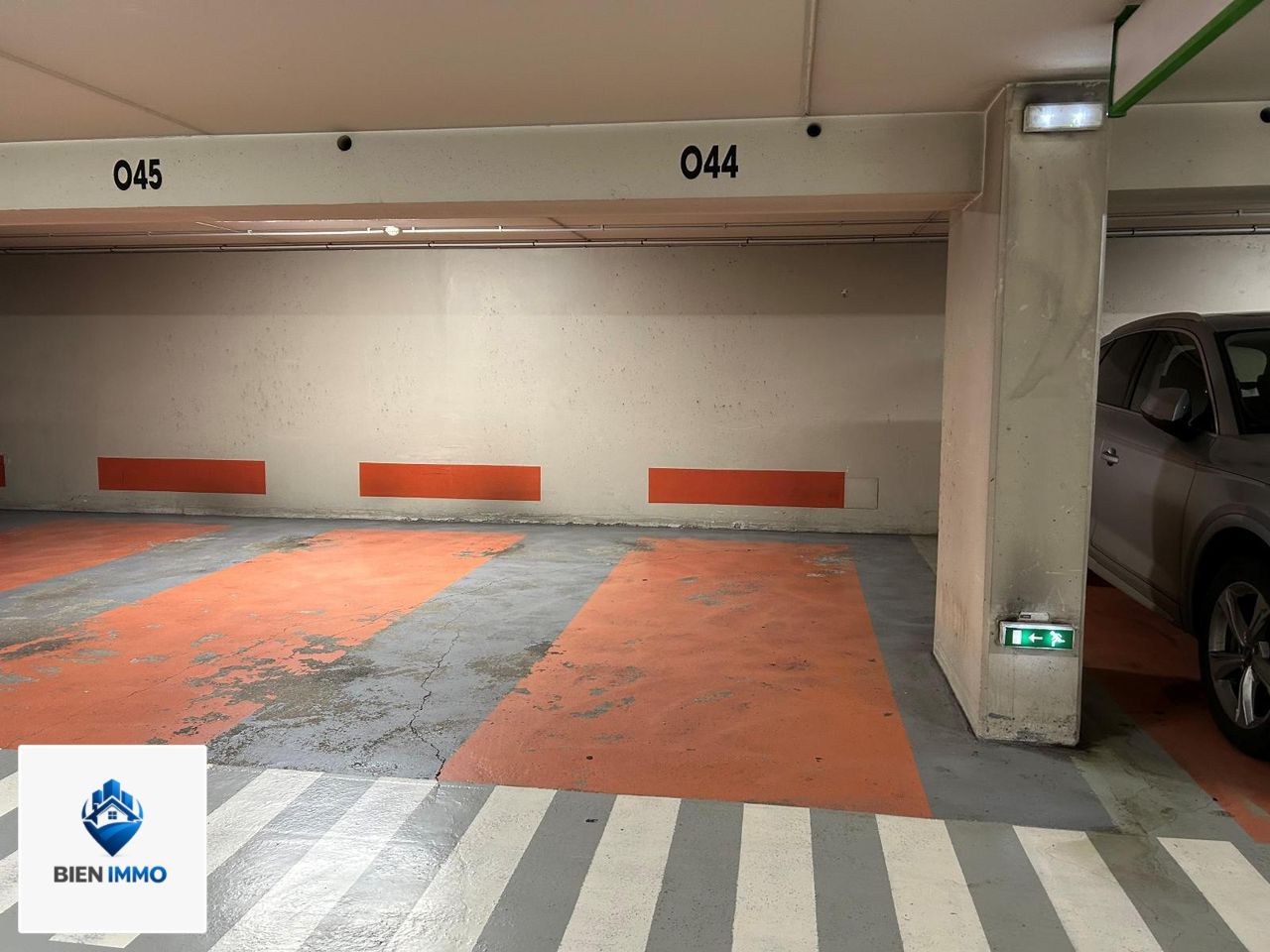 Location Parking/ Box