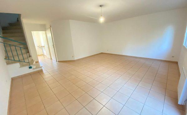 Location maison 4 pièces 76 m²