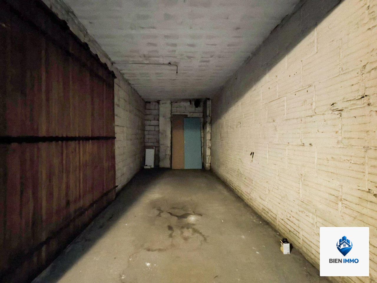 Location Parking/ Box