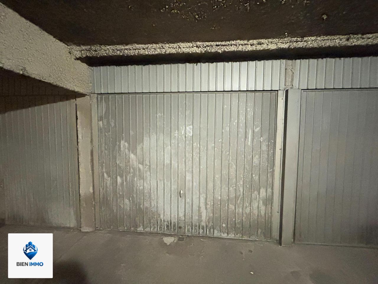 Location Parking/ Box