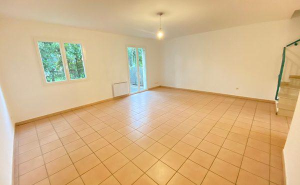 Location maison 4 pièces 76 m²